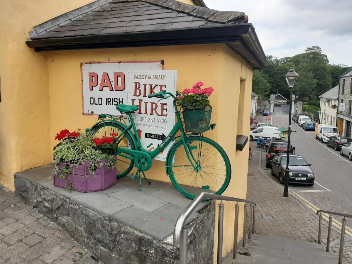 Nellys Bed And Bikes Hotel Westport Ngoại thất bức ảnh